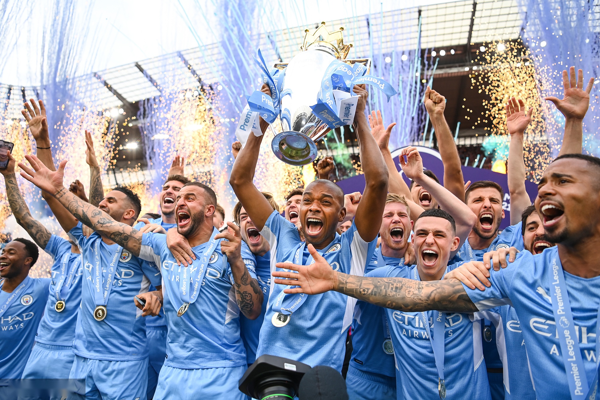 从侧面显示 从侧面显示