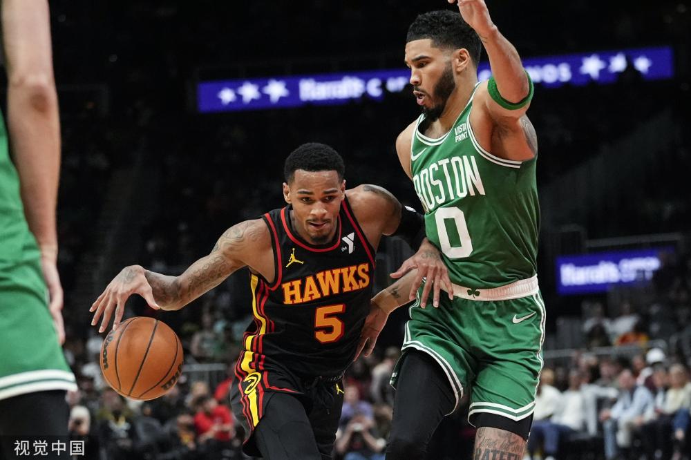 合照仿佛打 合照仿佛打