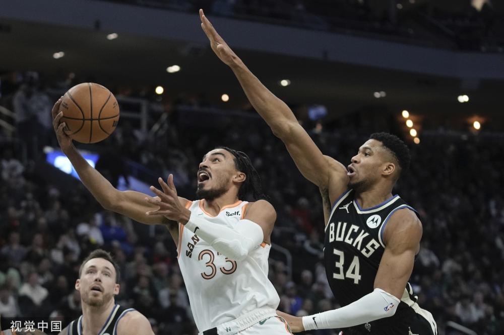 迷们的眼球 迷们的眼球