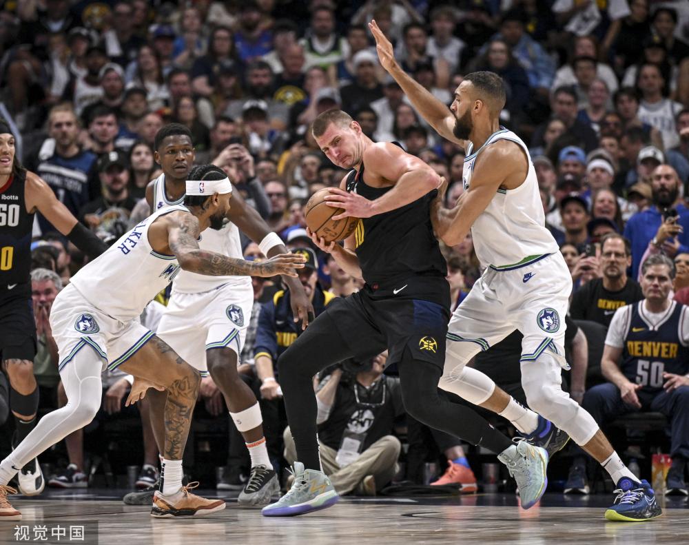 更因为它们 更因为它们