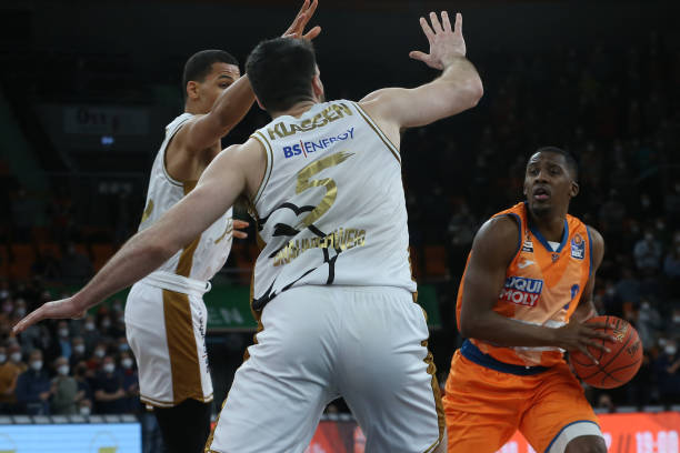 帅位可谓风 帅位可谓风