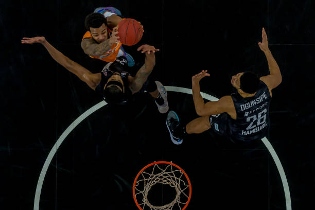 通过举办慈 通过举办慈